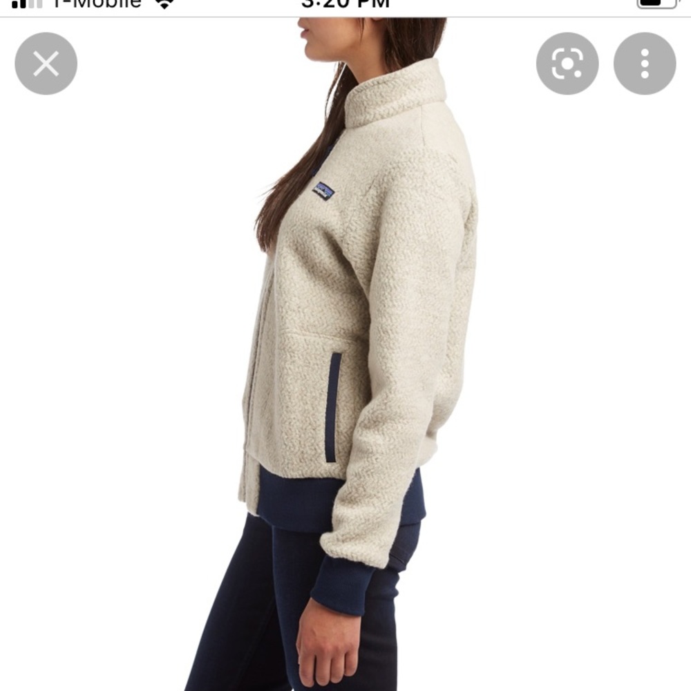 Patagonia woolyester fleece jacket, size small.
